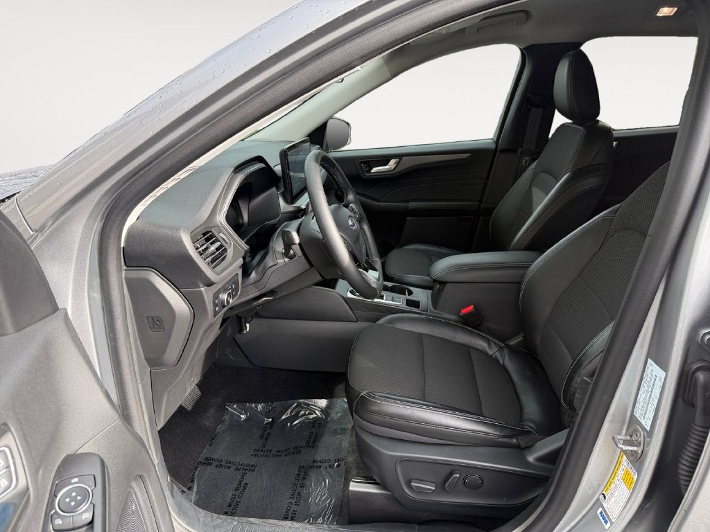2024 Ford Escape Plug-In Hybrid Base