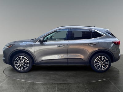 2025 Ford Escape Plug-In Hybrid Base
