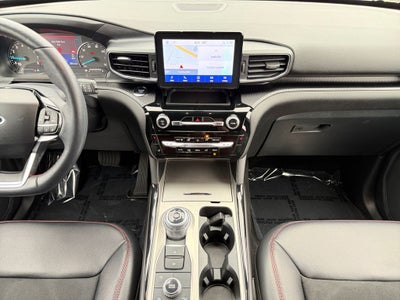 2024 Ford Explorer ST-Line