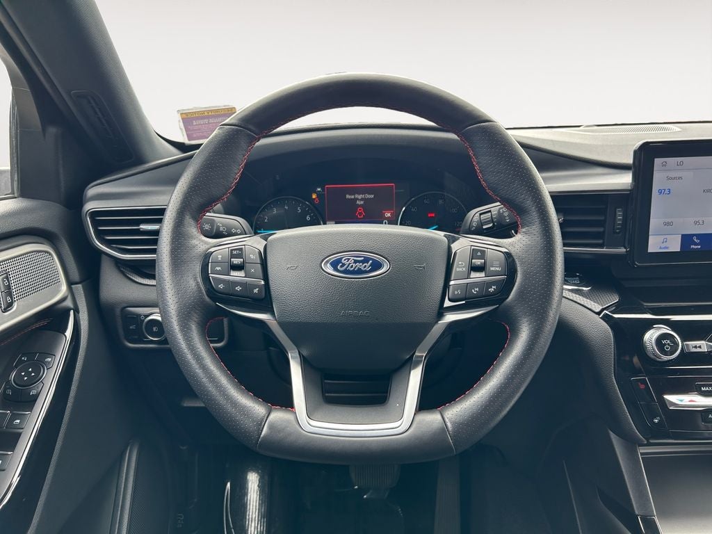 2023 Ford Explorer ST-Line