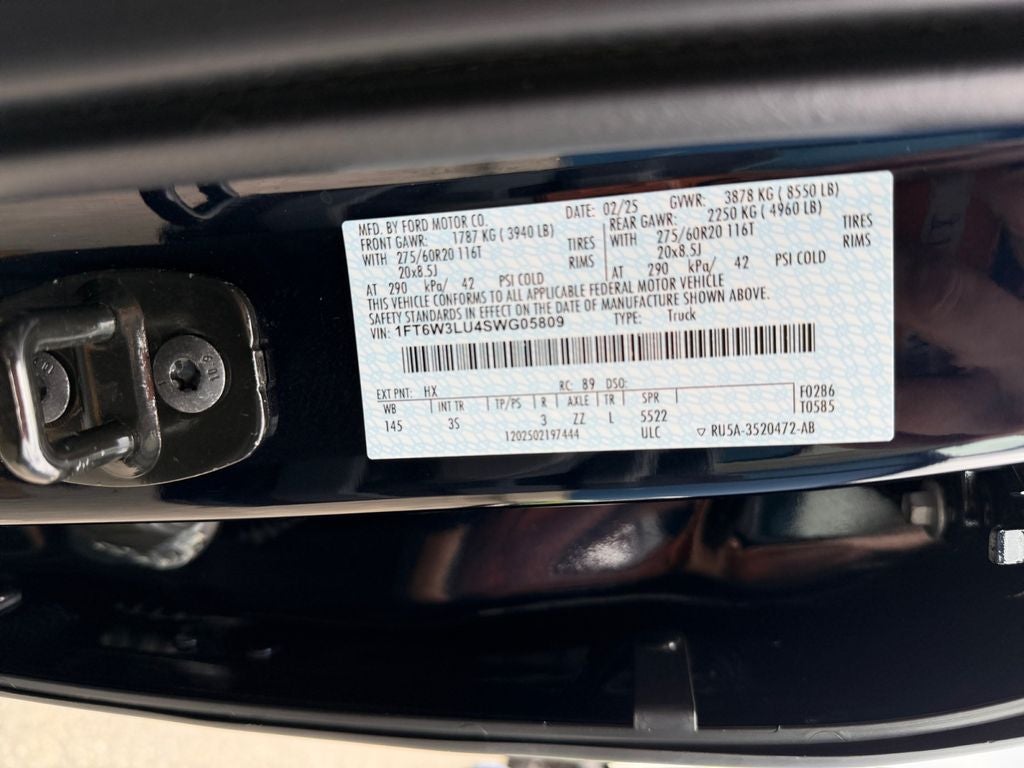 2025 Ford F-150 Lightning Flash