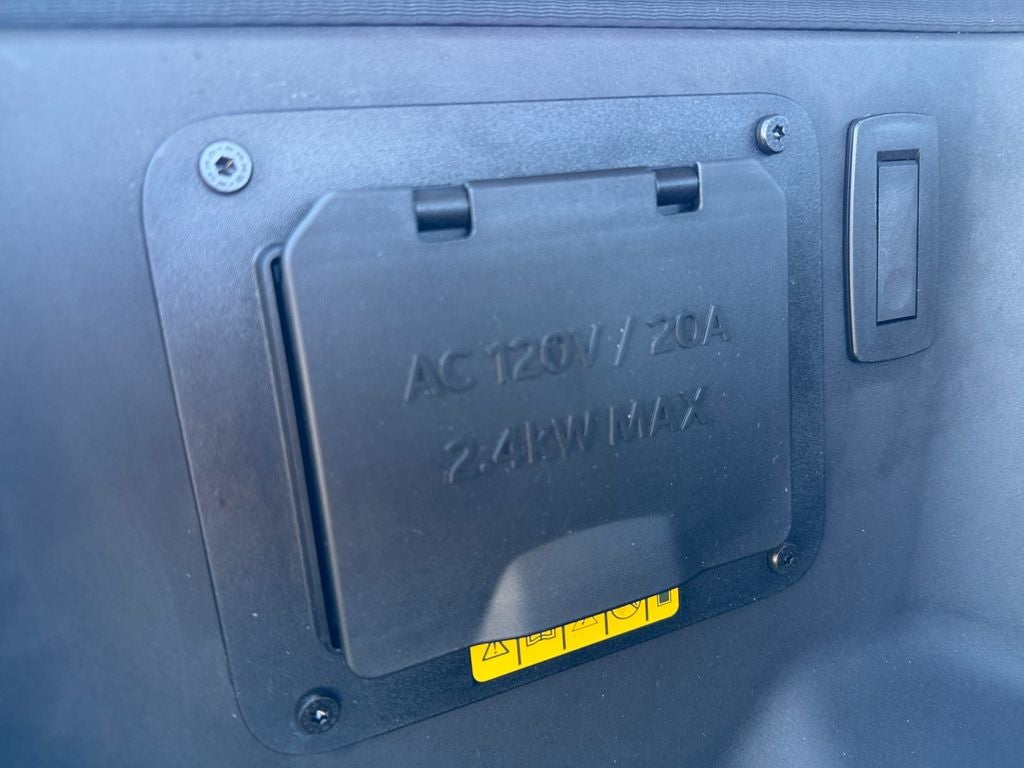 2024 Ford F-150 Lightning Platinum