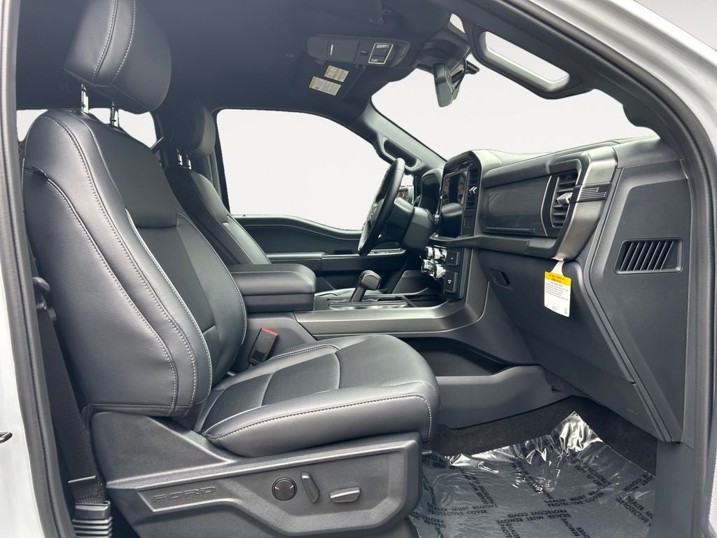 2025 Ford F-150 Lariat Hybrid