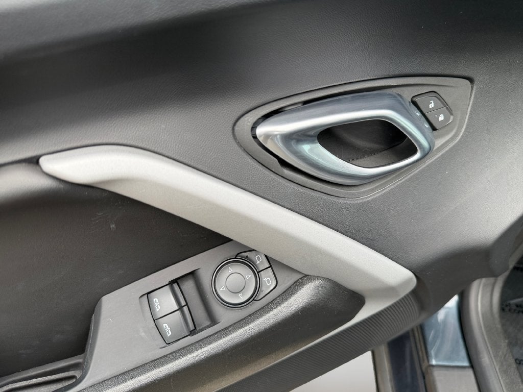 2022 Chevrolet Camaro 1LS