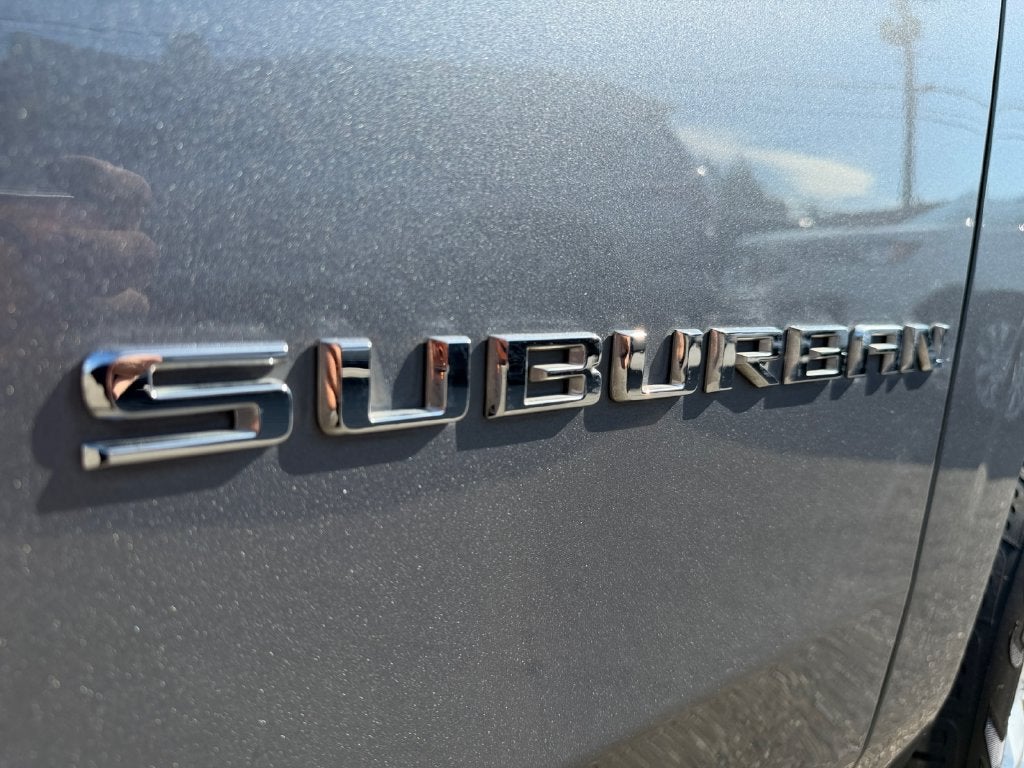 2022 Chevrolet Suburban LT