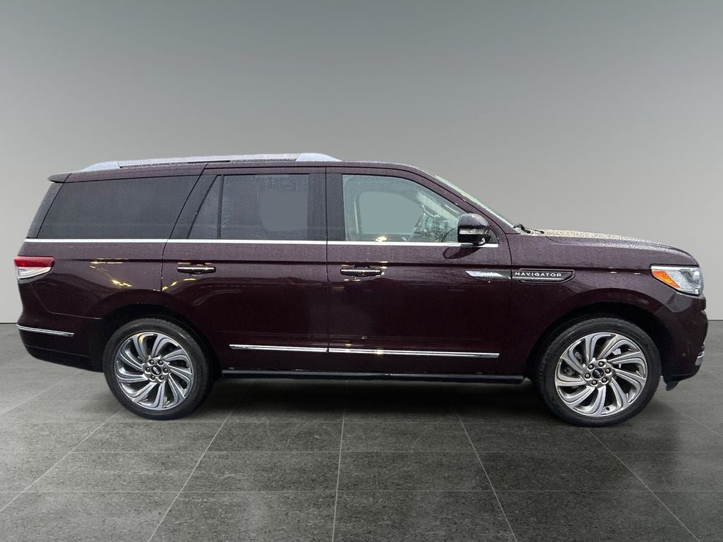 2023 Lincoln Navigator Reserve
