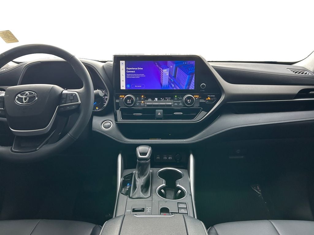 2024 Toyota Highlander Hybrid XLE