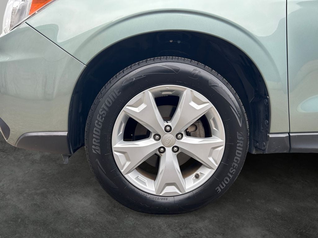 2015 Subaru Forester 2.5i