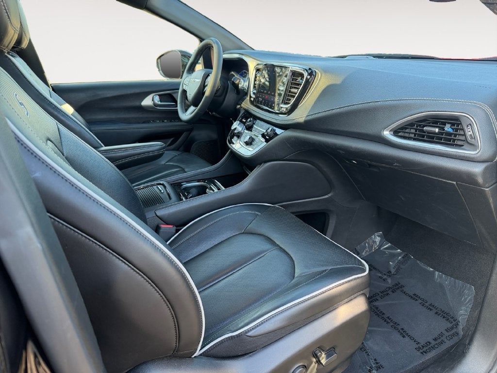 2023 Chrysler Pacifica Hybrid Limited