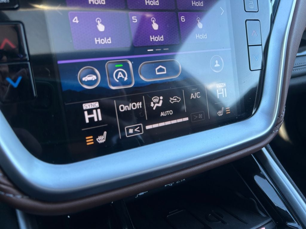 2021 Subaru Outback Touring XT