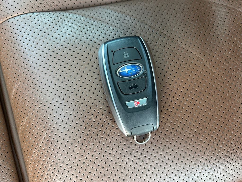 2025 Subaru Outback Touring XT