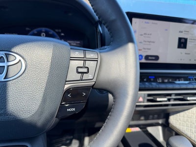 2025 Toyota Camry XLE Hybrid AWD