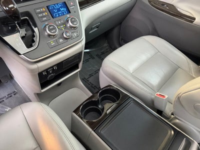 2020 Toyota Sienna XLE 8 Passenger