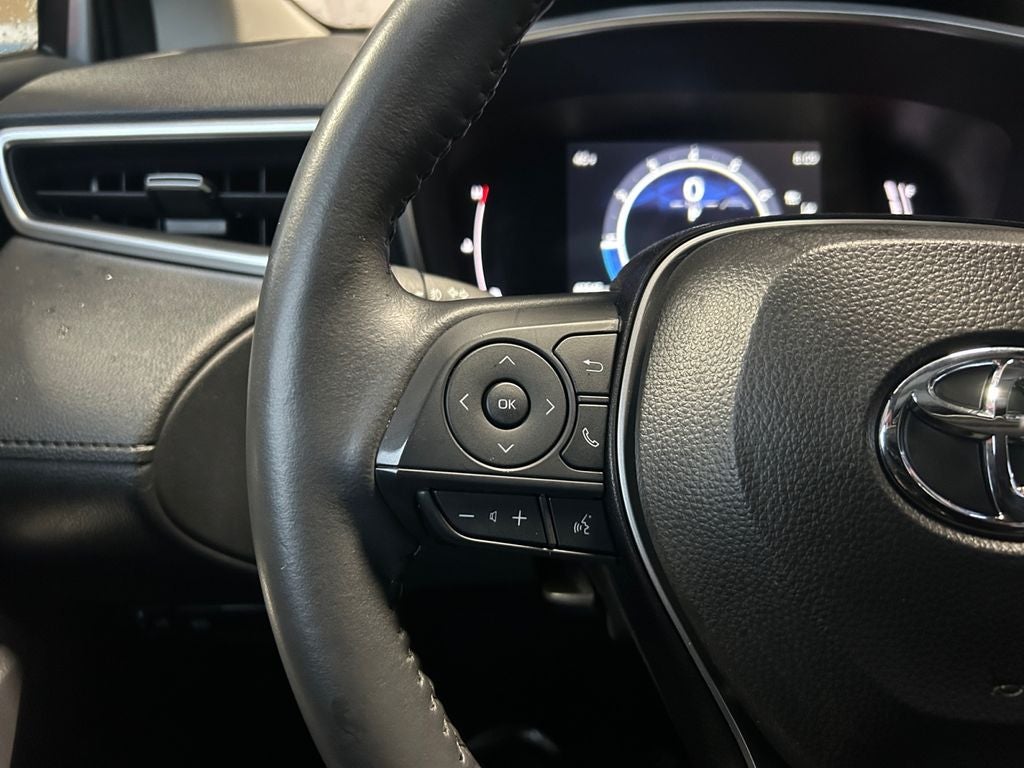 2024 Toyota Corolla Cross XLE