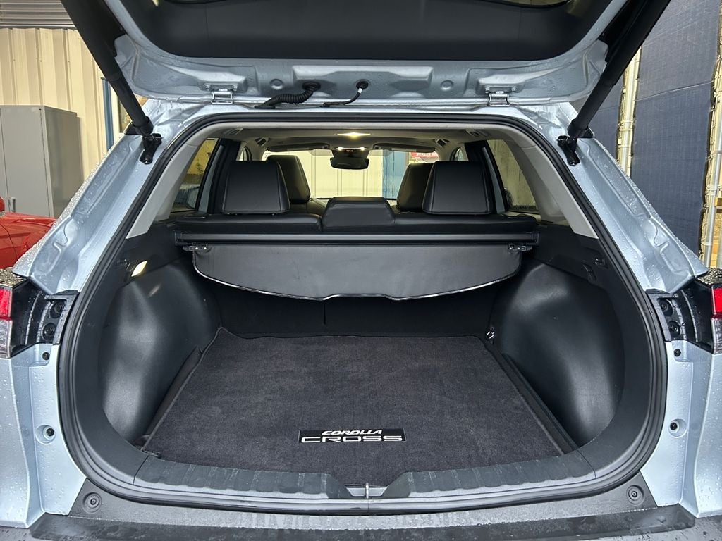 2024 Toyota Corolla Cross XLE