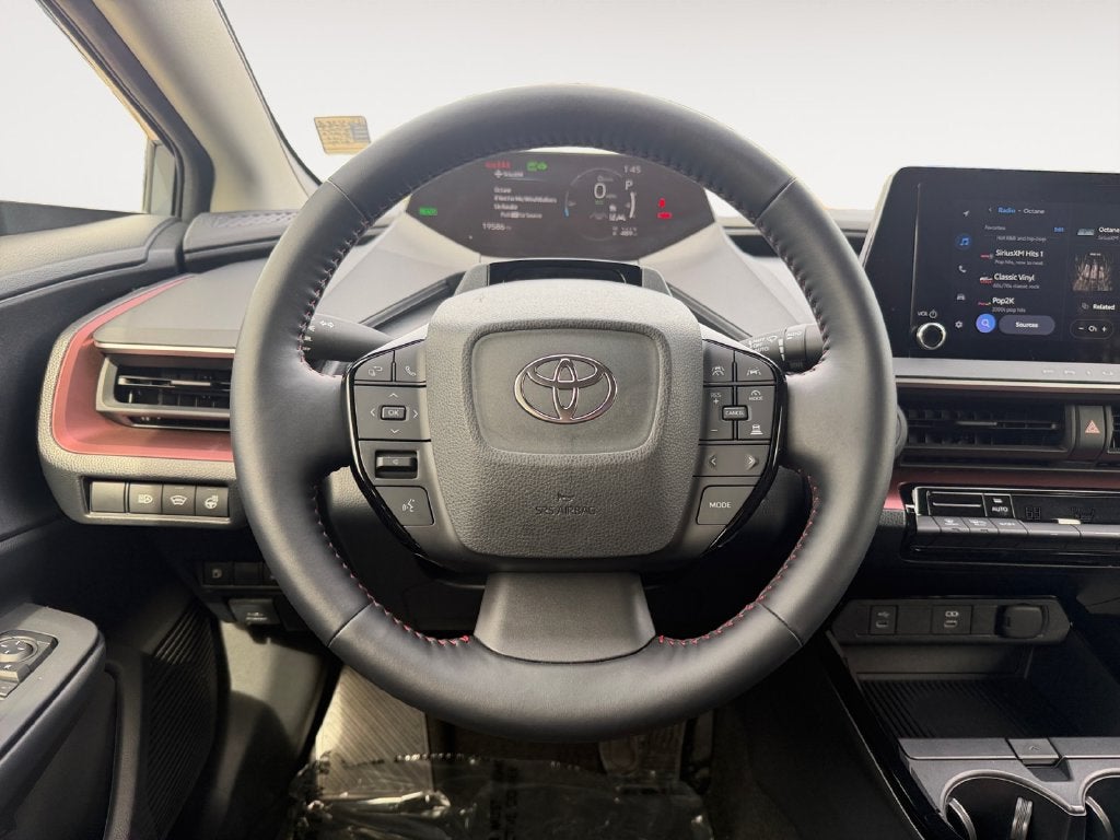 2025 Toyota Prius Plug-In Hybrid SE