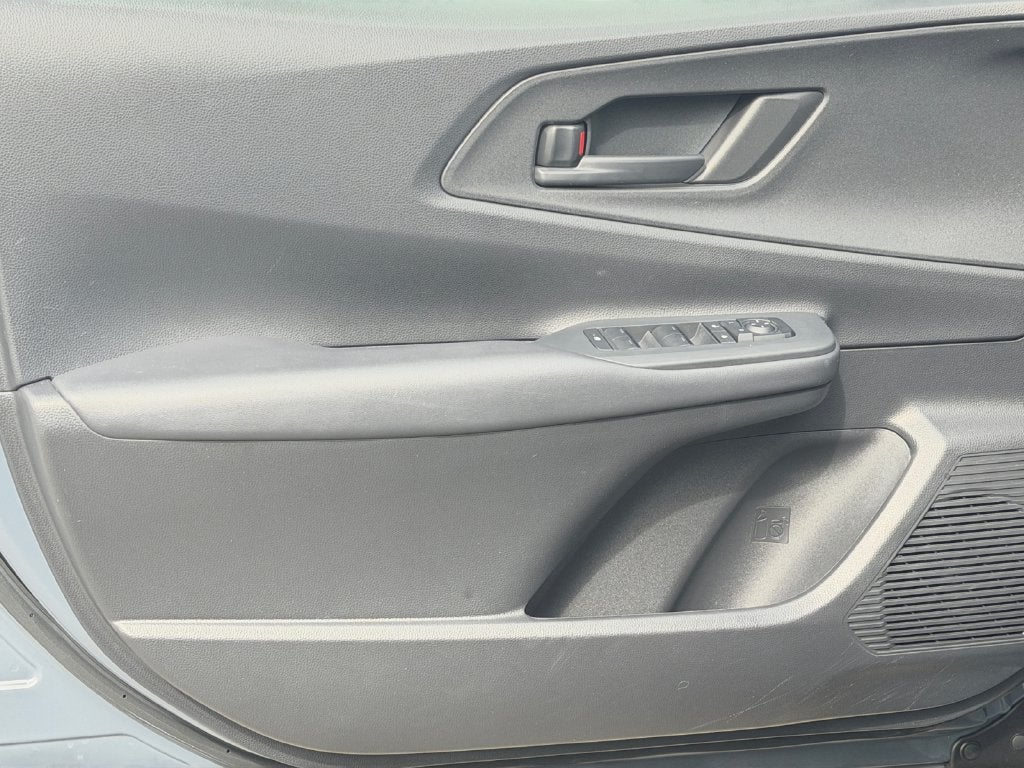 2025 Toyota Prius Plug-In Hybrid SE