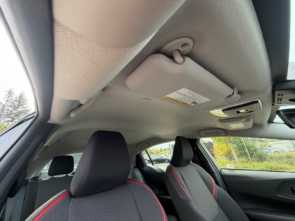 2025 Toyota Prius Plug-In Hybrid SE