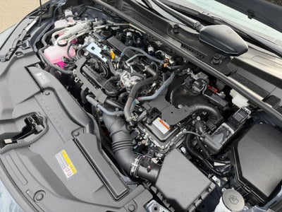 2025 Toyota Prius Plug-In Hybrid SE