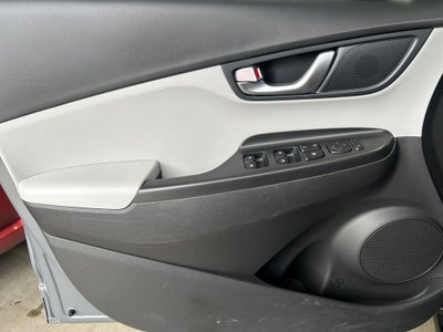 2023 Hyundai Kona Electric SEL