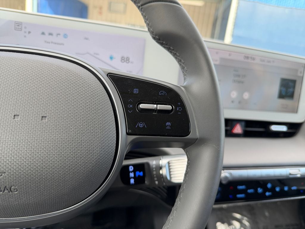 2024 Hyundai IONIQ 5 SE