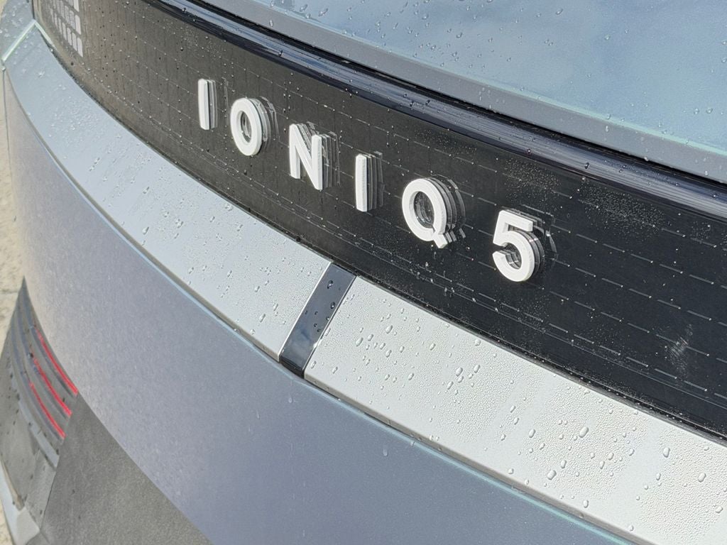 2024 Hyundai IONIQ 5 SE