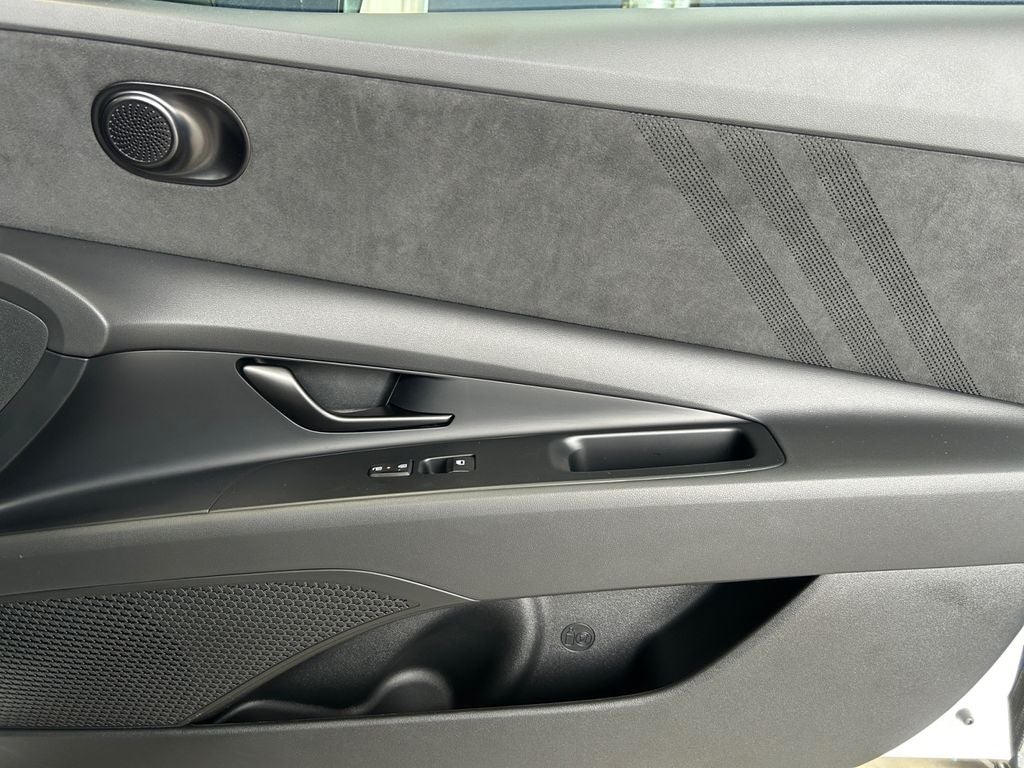 2025 Hyundai Elantra N Base