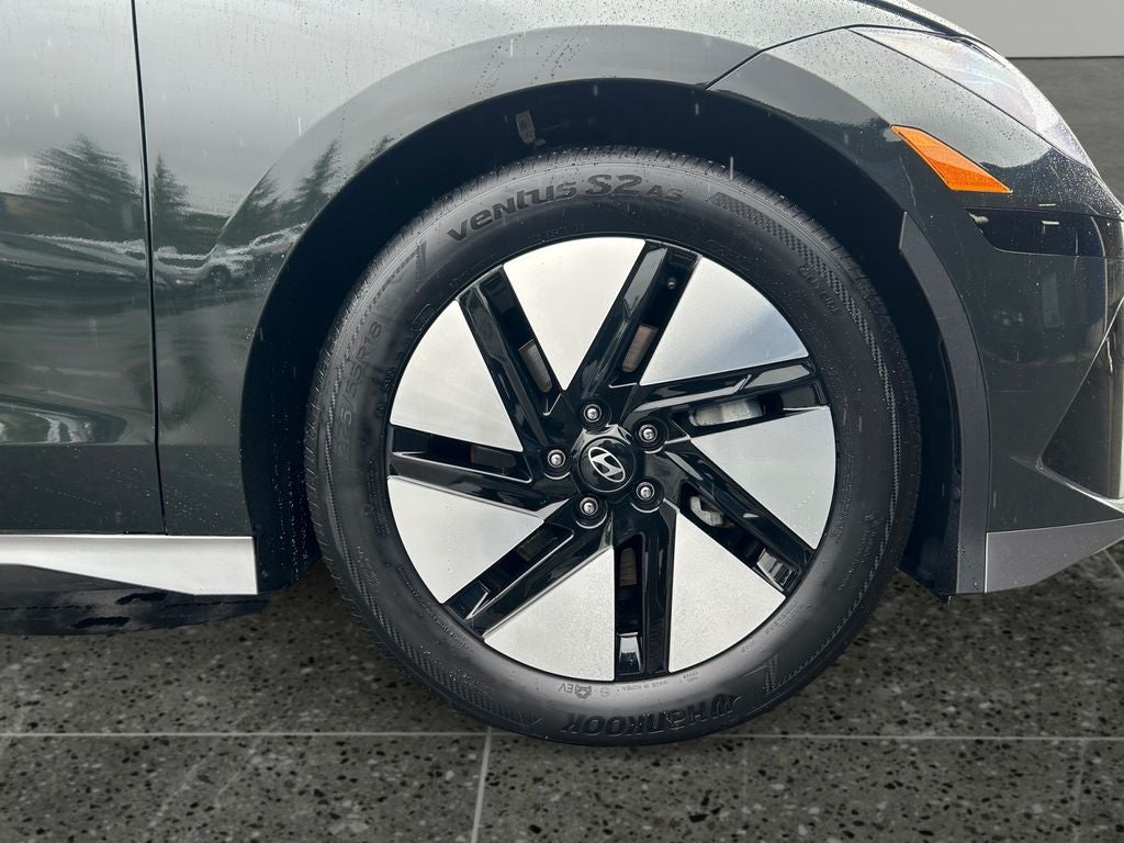 2024 Hyundai IONIQ 6 SE