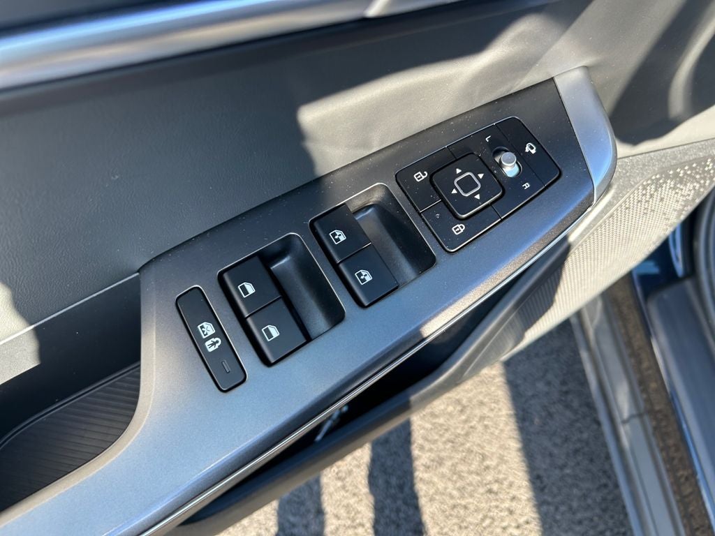 2024 Kia EV6 Light