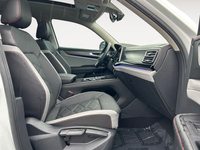 2024 Volkswagen Atlas 2.0T Peak Edition SE w/Technology