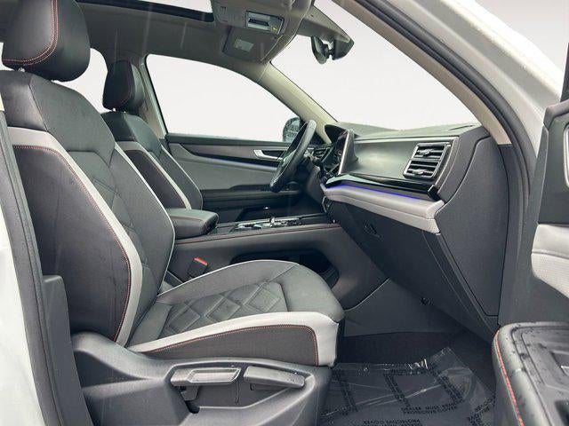 2024 Volkswagen Atlas 2.0T Peak Edition SE w/Technology