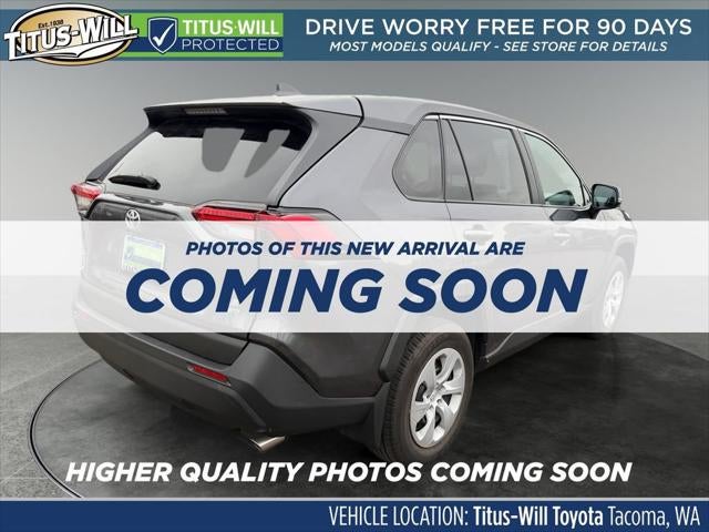 2025 Toyota RAV4 LE