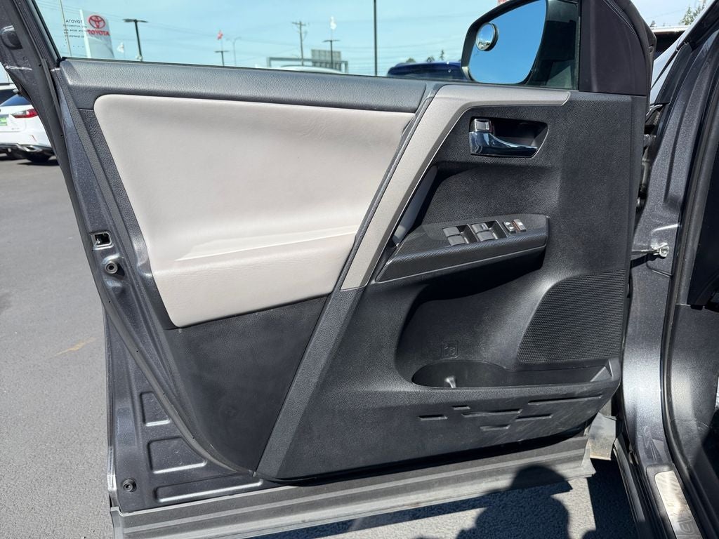 2018 Toyota RAV4 Adventure