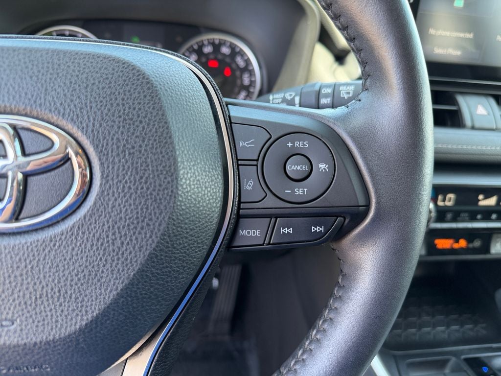 2019 Toyota RAV4 Hybrid XLE