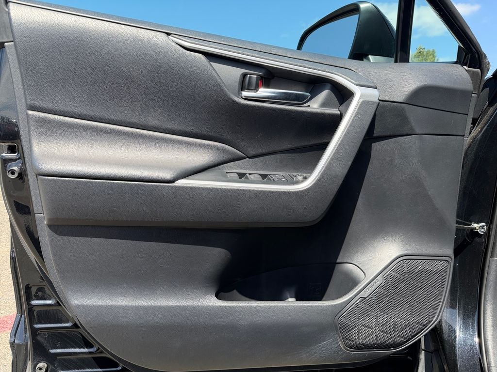 2019 Toyota RAV4 Hybrid XLE