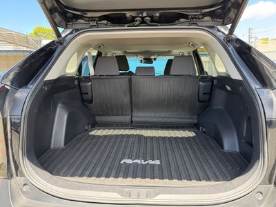 2019 Toyota RAV4 Hybrid XLE