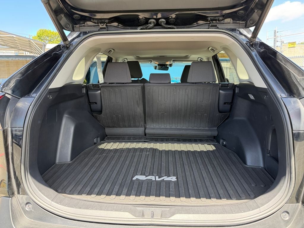 2019 Toyota RAV4 Hybrid XLE
