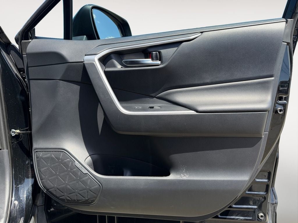 2019 Toyota RAV4 Hybrid XLE
