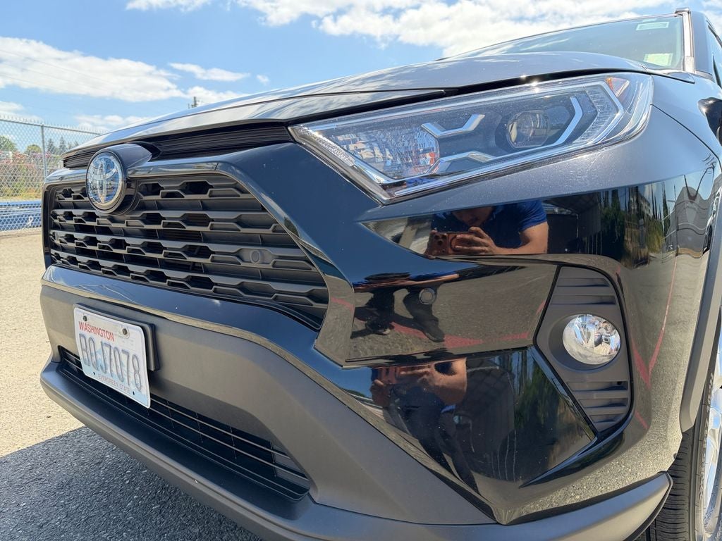 2019 Toyota RAV4 Hybrid XLE