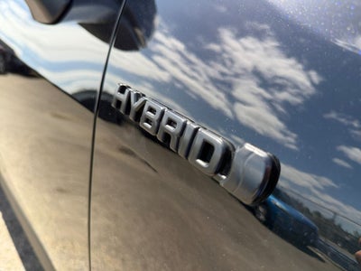 2019 Toyota RAV4 Hybrid XLE