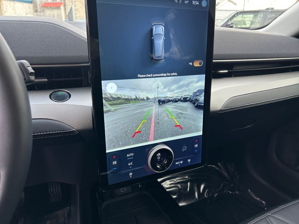 2022 Ford Mustang Mach-E Select