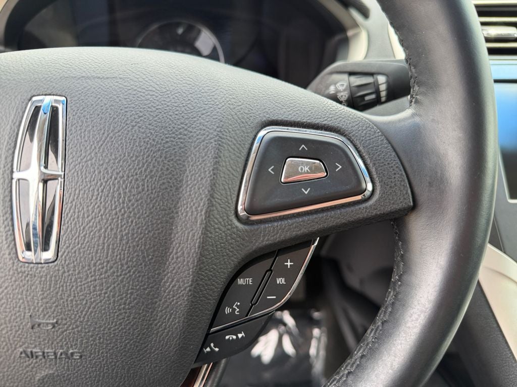 2016 Lincoln MKZ Hybrid Base