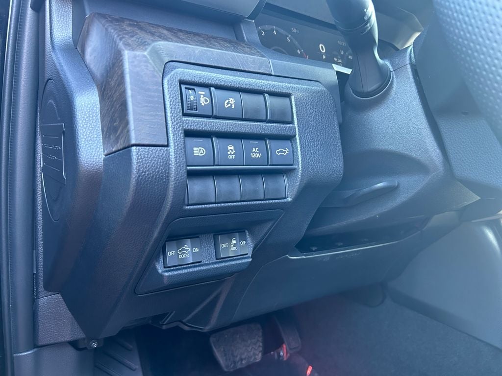 2025 Toyota TACOMA LIMITED Limited