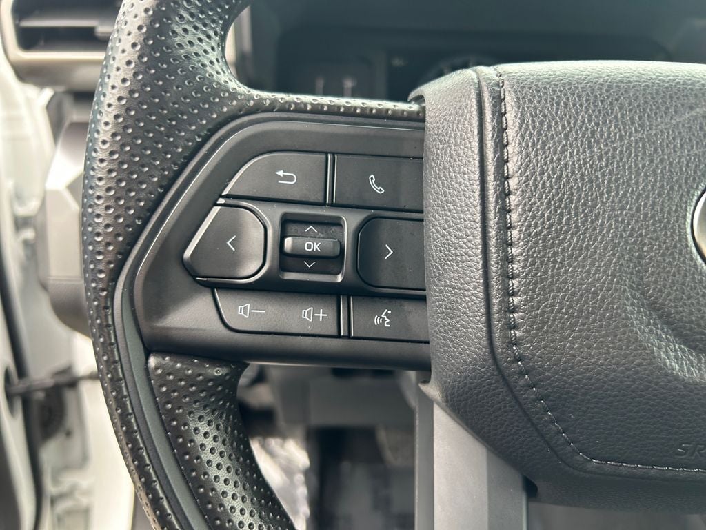 2025 Toyota TACOMA SR5 SR5