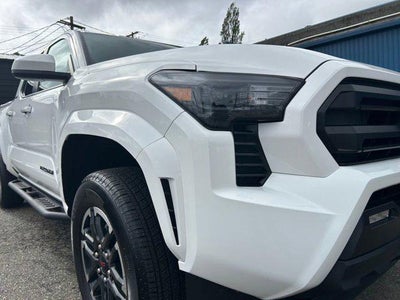 2025 Toyota TACOMA SR5 SR5