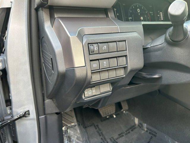 2025 Toyota TACOMA SR5 SR5