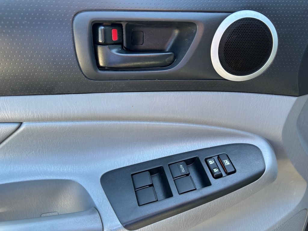 2015 Toyota TACOMA Base V6