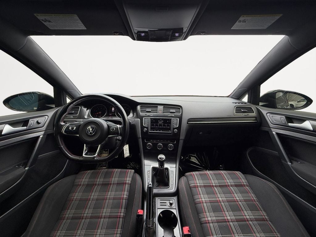 2016 Volkswagen Golf GTI S