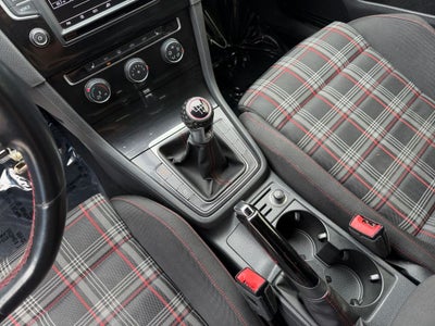 2016 Volkswagen Golf GTI S
