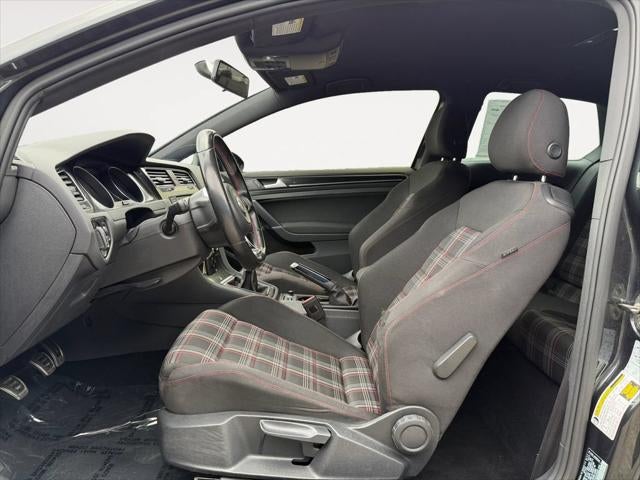 2016 Volkswagen Golf GTI S